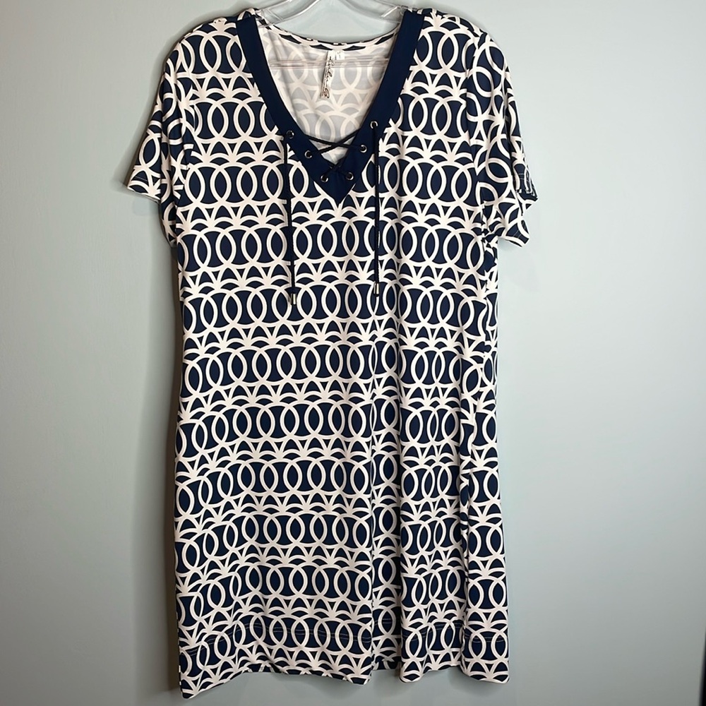 Lulu B V Neck Dress